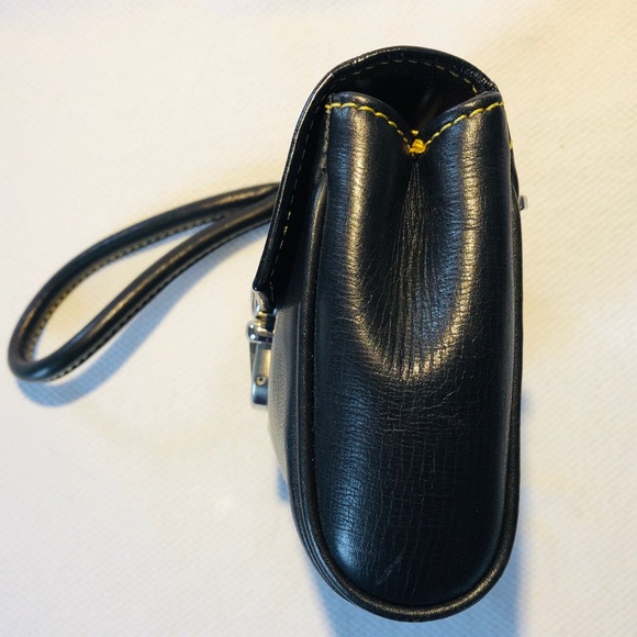MARC JACOBS black leather clutch. - Picture 3 of 6